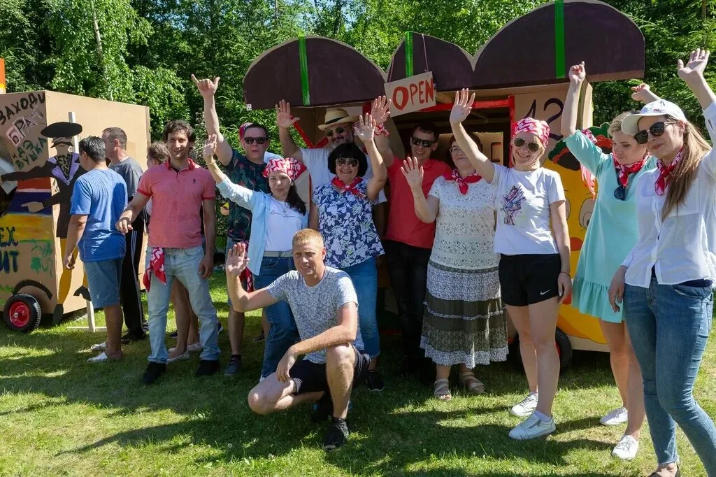 Команды на летней поляне